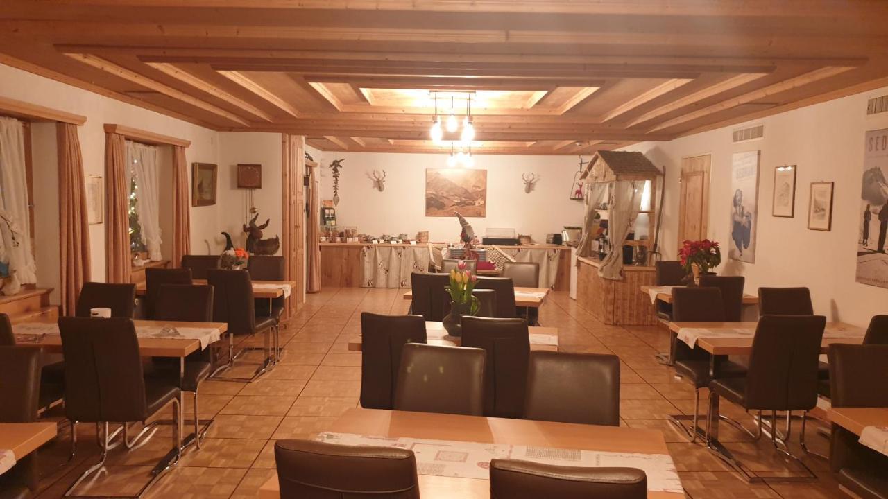 זדרון Hotel Mira מראה חיצוני תמונה